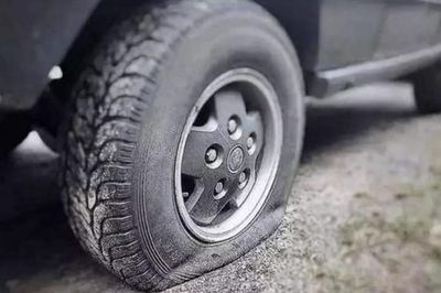 汽车换轮胎时要注意:大车胎跟小车胎有差距,要了解它们的优缺点